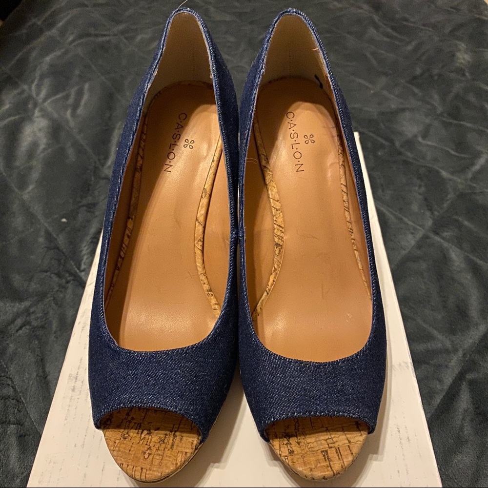 NWOT Caslon Wedges